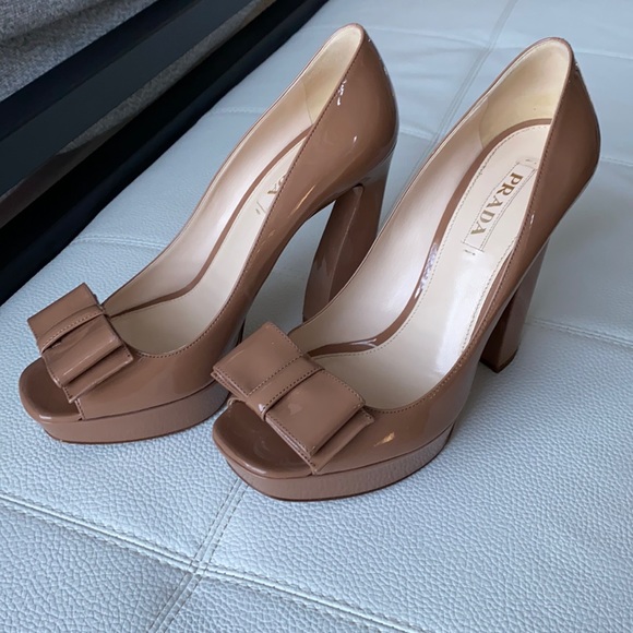 Prada Cammeo Bow Peep-Toe Sandal 👡 - Picture 1 of 9